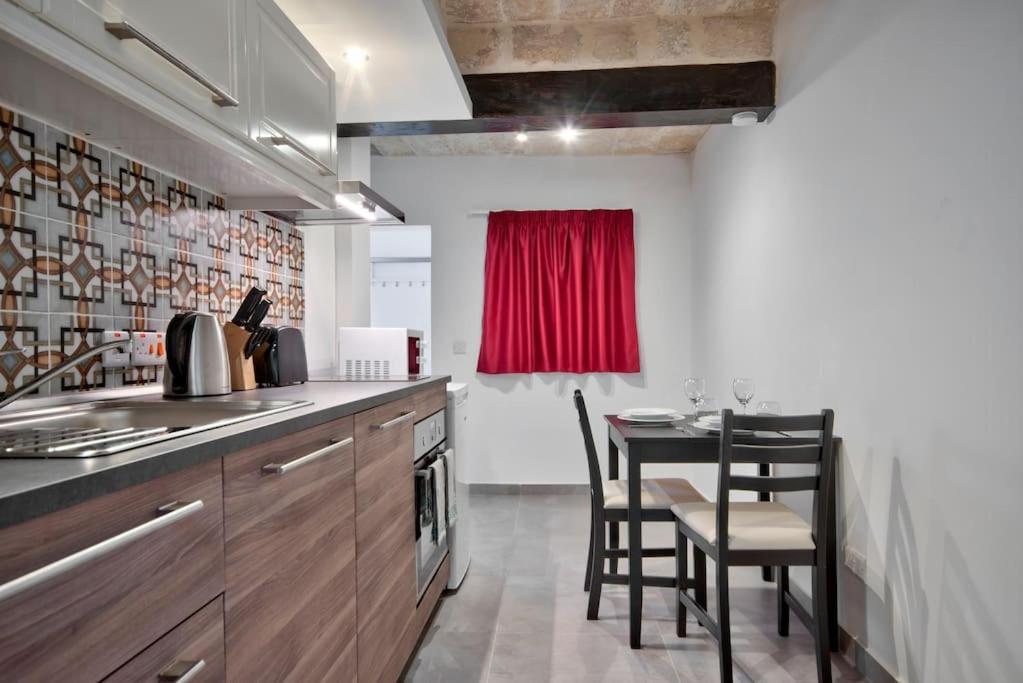 Vallettastay Old Lodge Apartment 7 מראה חיצוני תמונה
