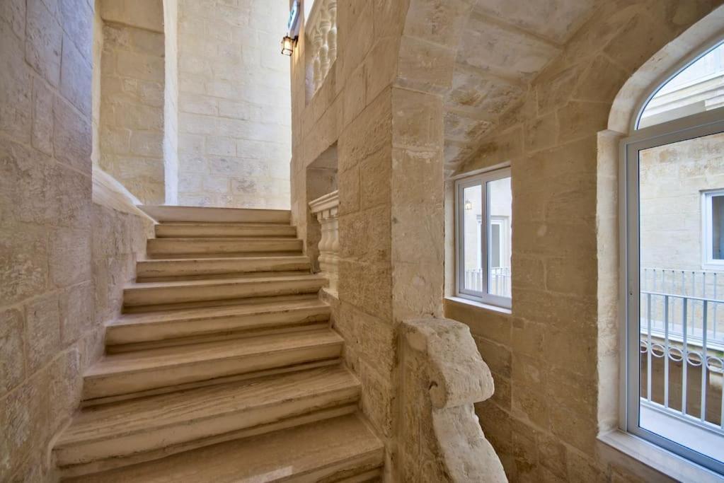 Vallettastay Old Lodge Apartment 7 מראה חיצוני תמונה
